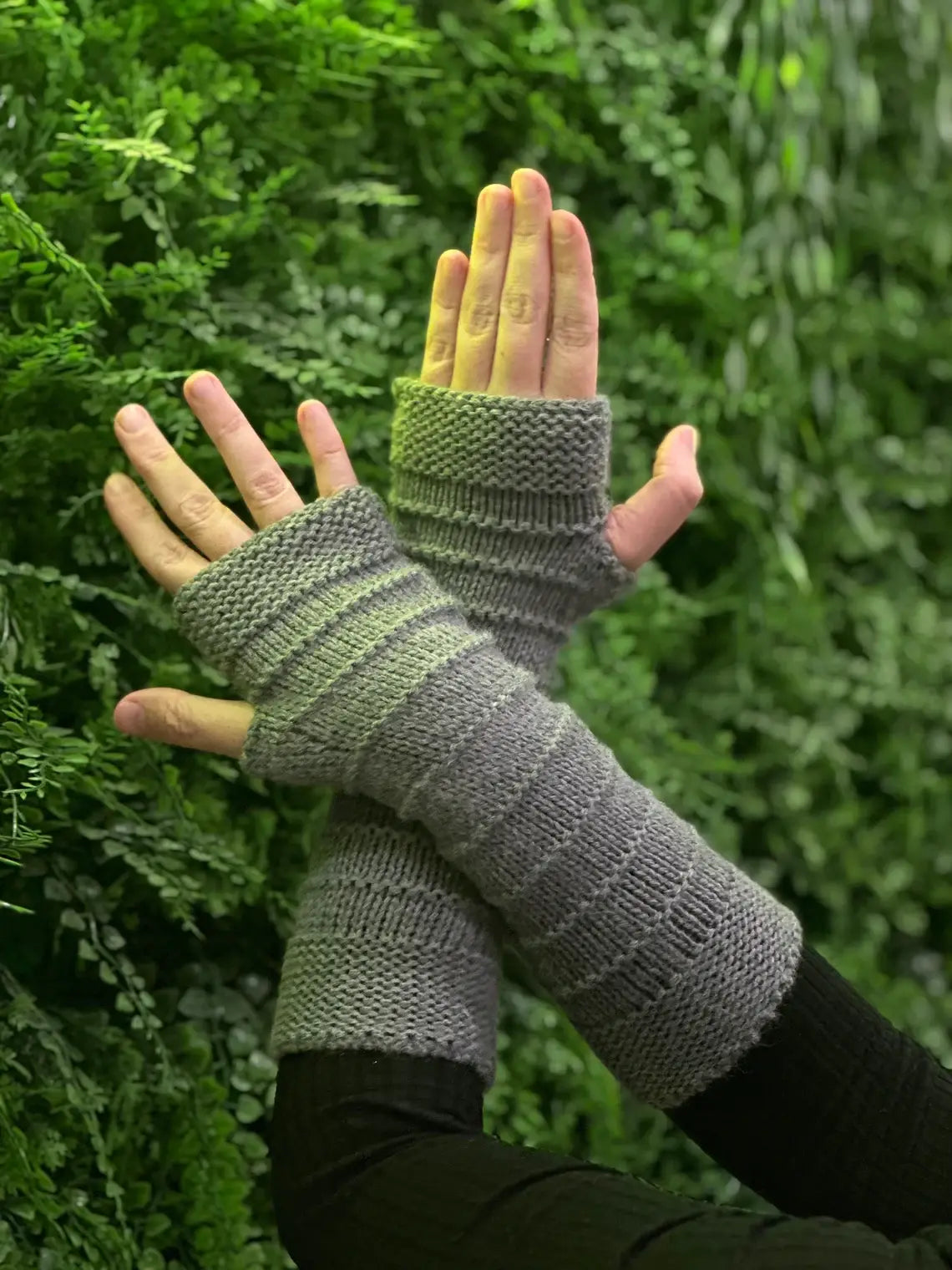 Outlander-inspired striped mittens | Mrs Fitz Cottagecore