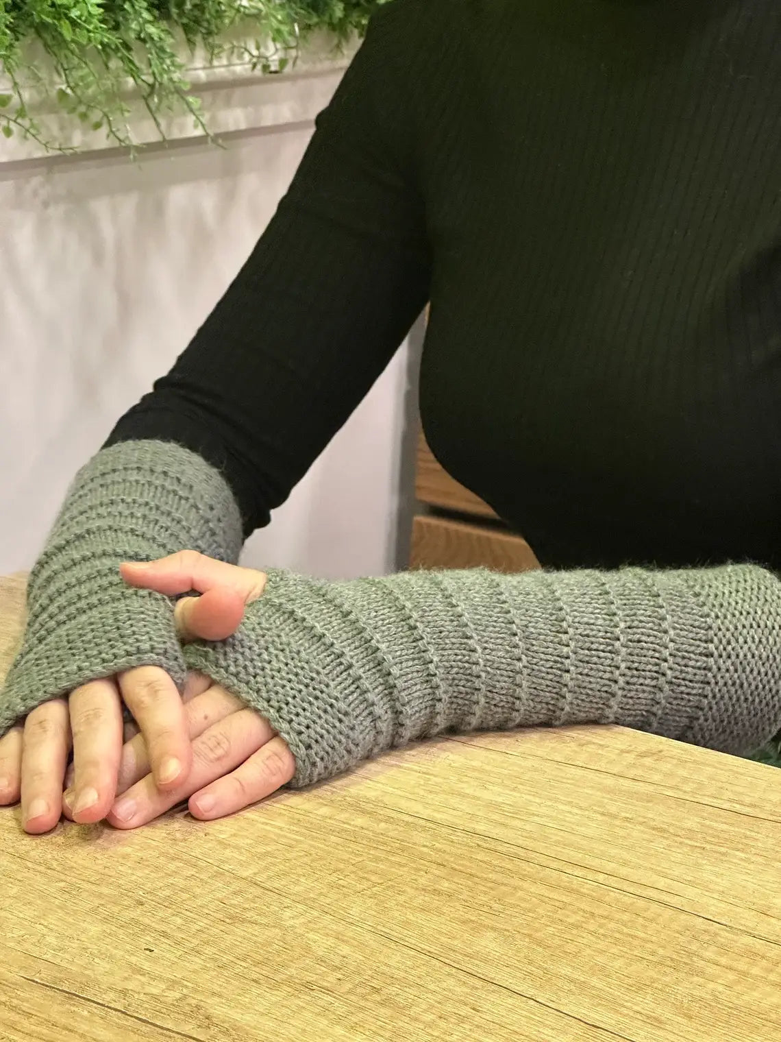 Outlander-inspired striped mittens | Mrs Fitz Cottagecore