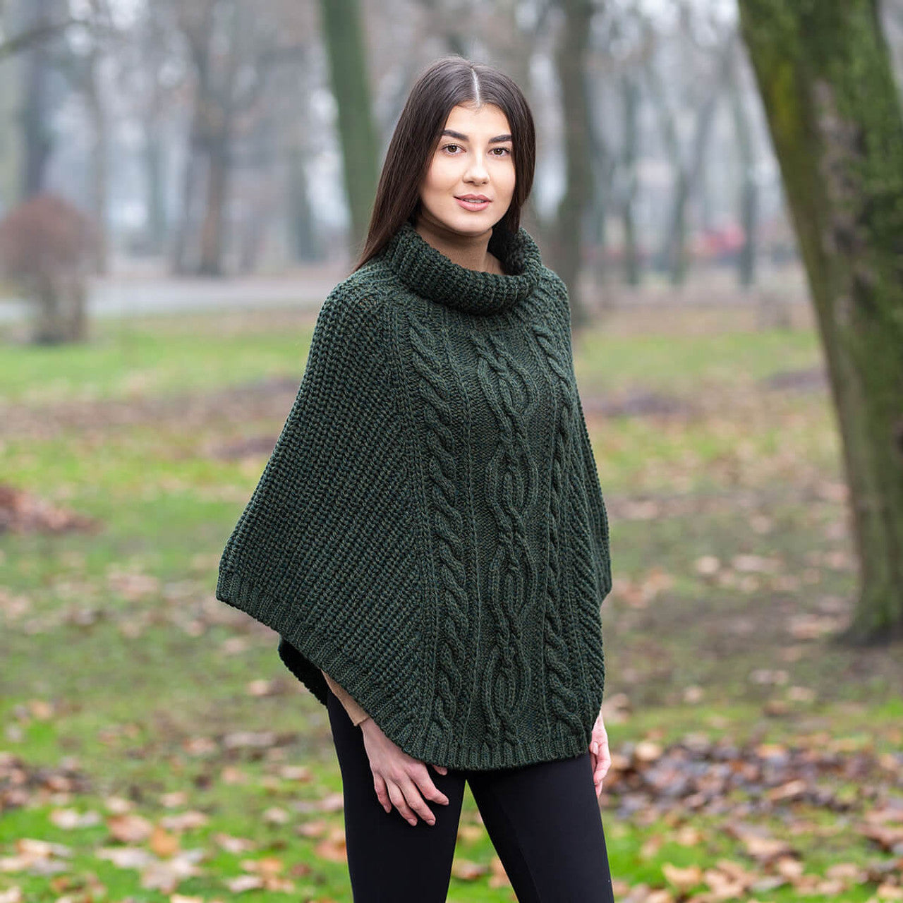 ML132 Cable Stitch Poncho