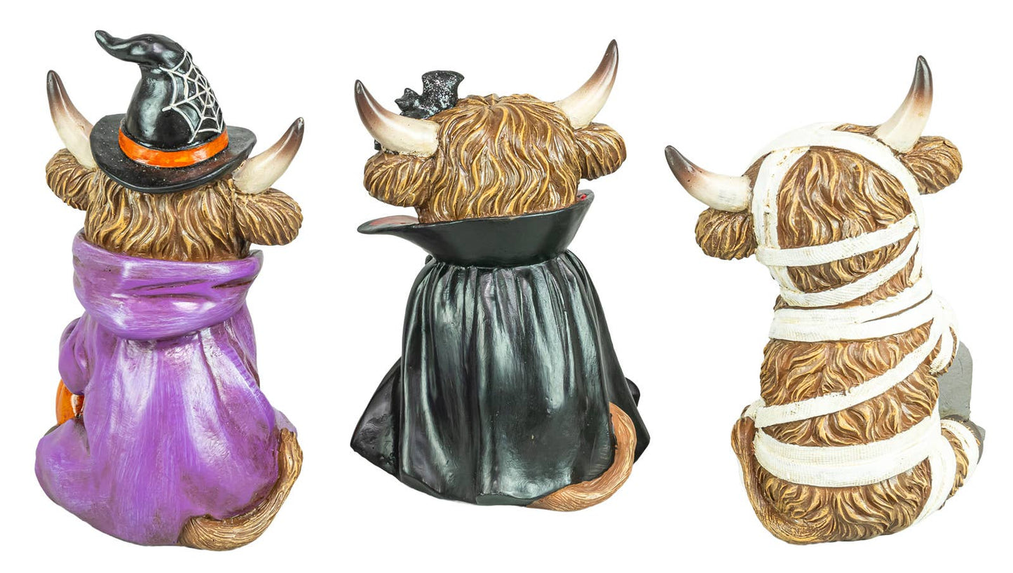 Costumed Halloween Highland Cow 5" Sitter
