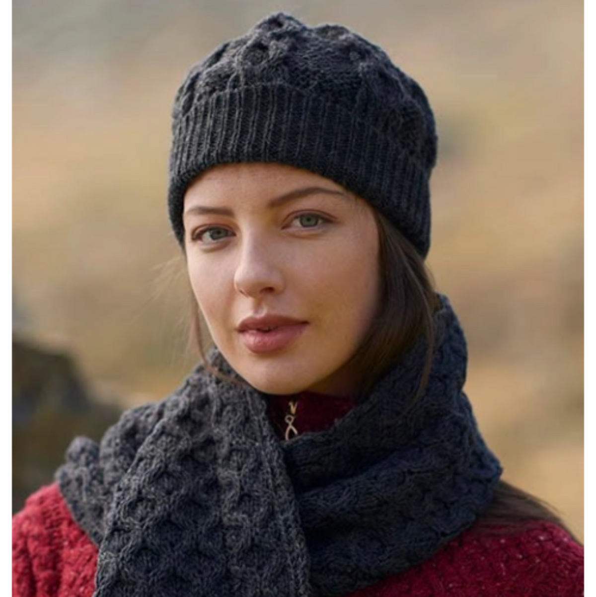 Charcoal_wool_scarf