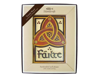 Trinity Knot Failte Wall Hanging