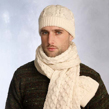 Natural honeycomb scarf
