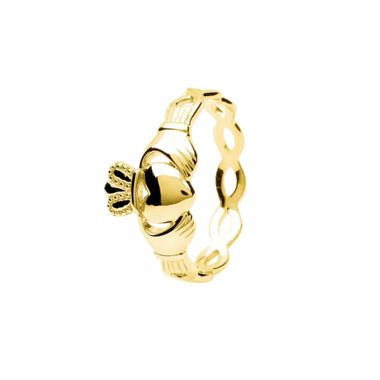 A 14kt gold vermeil Claddagh ring with a double spiral band and a centered crowned heart symbol