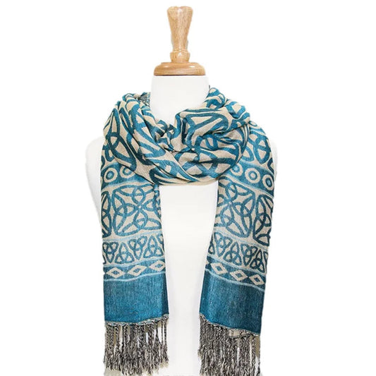 Blue and white patterned scarf with fringes on a mannequin against a white background, featuring the brand 'BILI celtic'.