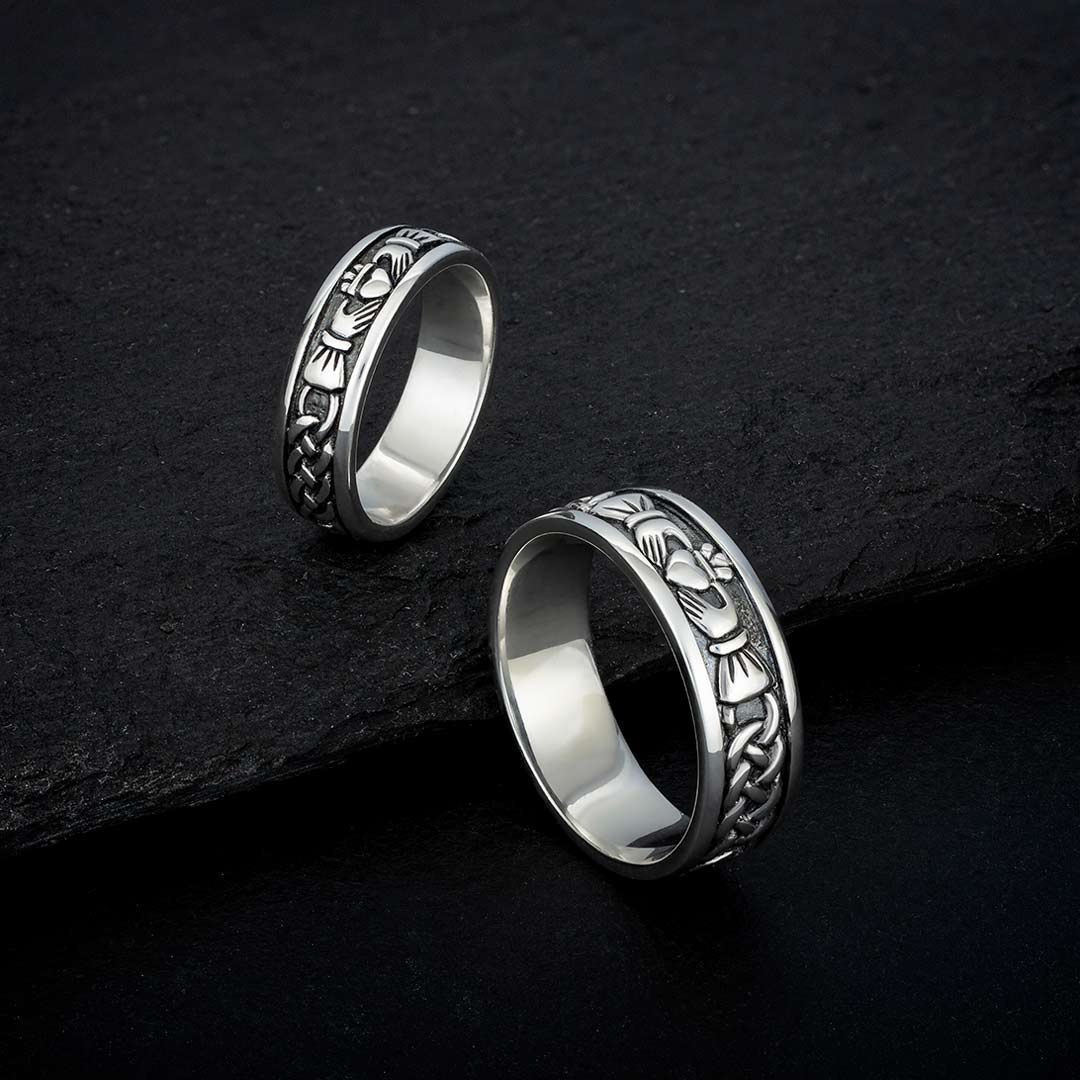 Gents Oxidised Silver Claddagh Band